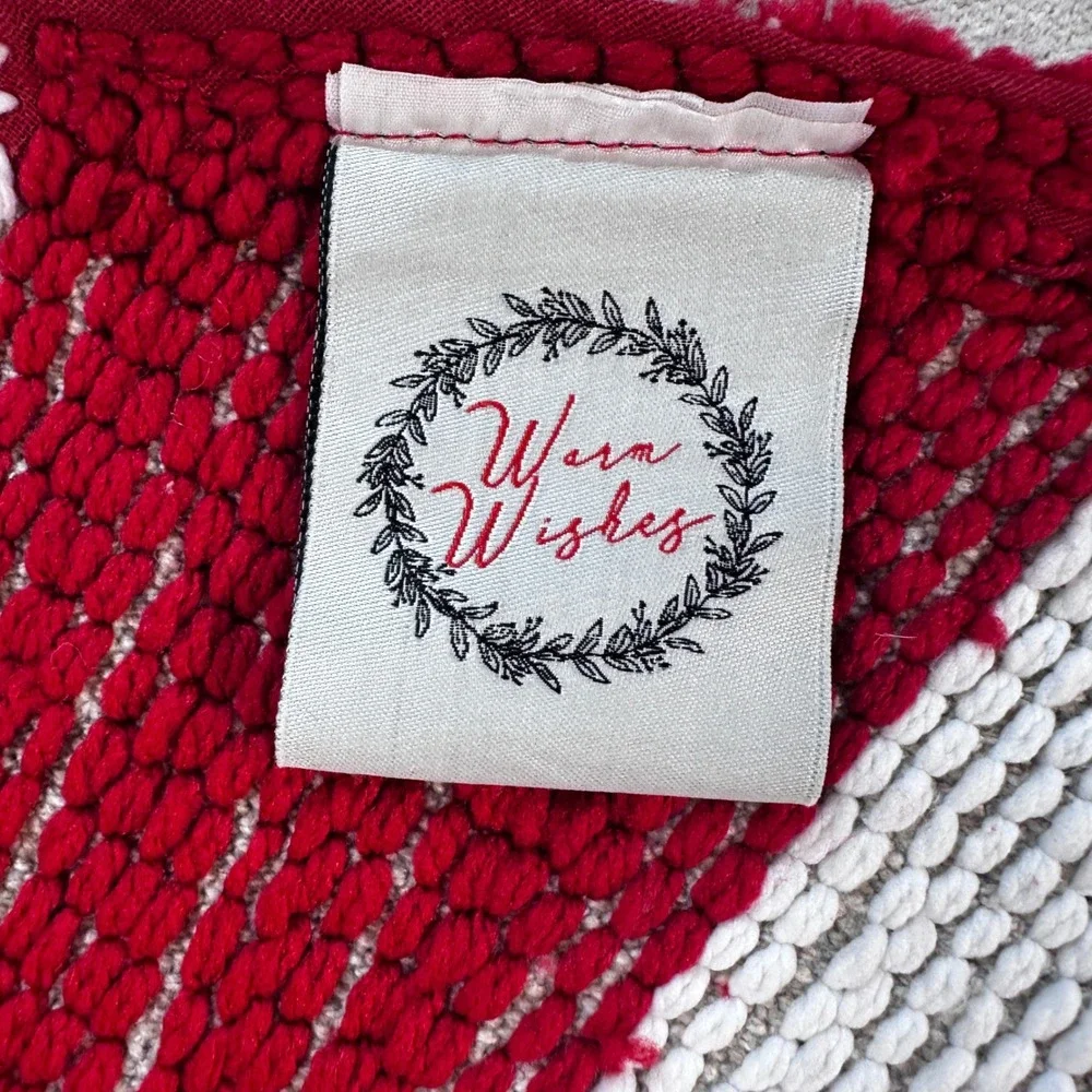 Warm Wishes Holiday Bath Rug Red White Peppermint Swirl Pom Pom 26in Round NEW